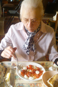 aide-domicile-personne-agee-repas